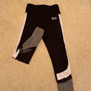 VS Pink leggings